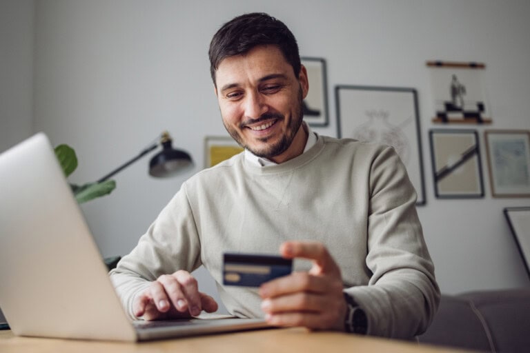 Corporate cards for growing teams: What corporate card is the right one?