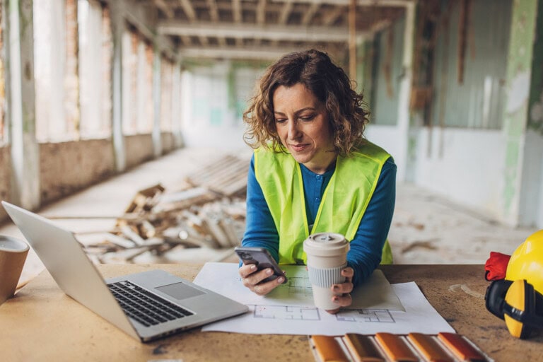 What type of corporate card do distributed teams actually need