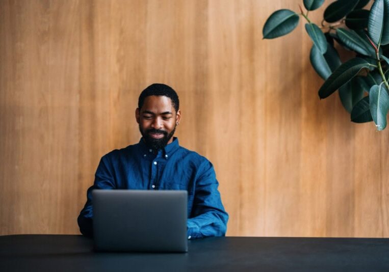 How AI solves the bottleneck of expense reconciliation for CFOs
